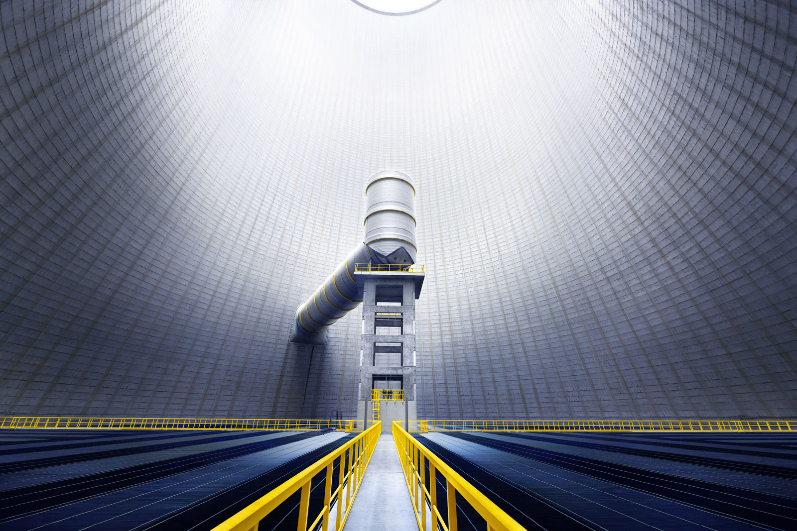 Trianel I Coal-fired power plant, interior view of the cooling tower 2011